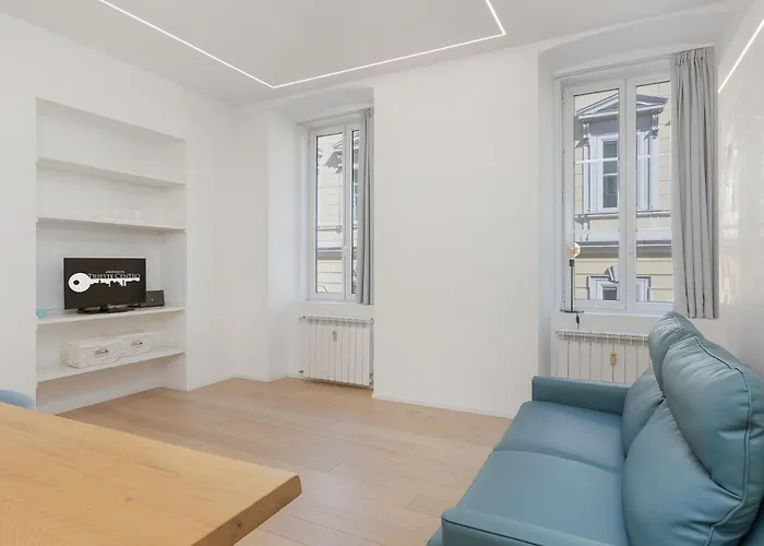 Centro I Roma 28 * Trieste